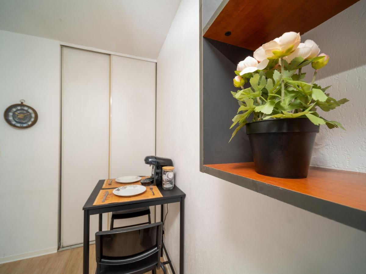 Appartement Tout Equipe A 5 Min De La Gare St Charles Marseille Eksteriør bilde